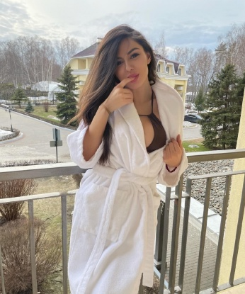 Мои услуги - это настоящий рай для тебя! Хочешь расслабиться после тяжелого рабочего дня? Подарю тебе массаж, который сведет с ума. Готов покорить новые грани страсти? В моих умелых руках ты будешь ощущать настоящую блаженство. У меня шикарные фото и отличные отзывы от моих довольных клиентов. Приглашаю тебя в мою уютную норку, где время останавливается и забываются все проблемы. Жду тебя, чтобы сделать нашу встречу незабываемой! 💋 895, 24 года