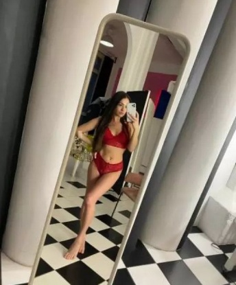 🌸💋 В моих услугах эротический массаж, фетиш, рольовые игры, стриптиз и многое другое. Я создам для тебя атмосферу страсти и удовольствия, в которой ты сможешь полностью расслабиться и насладиться каждой секундой, проведенной со мной. 💫✨ У меня великолепные отзывы от моих постоянных клиентов, которые всегда остаются довольными и счастливыми после нашей встречи. 🌟🌟🌟 Фото настоящие, без фотошопа, так что ты можешь быть уверен, что я выгляжу также, как на снимках. 📷😉 Я живу в Москве и с нетерпением жду нашей встречи, чтобы подарить тебе незабываемые моменты наслаждения. Звони мне, и я превратю воплощение твоих фантазий в реальность. 💞🔥 1336, 20 лет