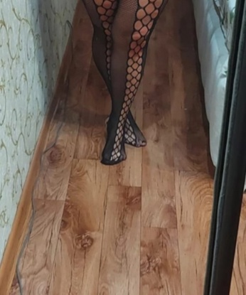 Живу в Москве, и мое главное желание - сделать твои фантазии реальностью. Знакомься с моими услугами: страстный эротический массаж, игры в ролевые костюмы и фетиш, эксперименты с секс-игрушками и многое другое. Вместе мы окунемся в мир наслаждений и подарим друг другу самые незабываемые моменты. Мои клиенты говорят о моей высокой профессиональности и умении развлечь. Жду твоего сообщения, чтобы обсудить детали нашей встречи. Дополнительные фото доступны по запросу. 😘 4828, 43 года