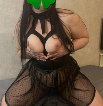 Молодая, опытная и креативная, я готова доставить тебе незабываемое удовольствие.
💫Мои услуги обширны: классический и эротический массаж, незабываемый секс, оральные ласки, различные ролевые игры и многое другое. Я обладаю чувственностью амазонки и умением удовлетворять самые сокровенные фантазии.
📸Фото в моем профиле подтверждают мою красоту и аппетитные формы. Но не верь только им - мои отзывы говорят сами за себя. Мои довольные клиенты описывают меня как воплощение идеала в постели и за её пределами.
🌃На эту ночь я живу в Москве, в одной из лучших гостиниц, где смогу создать обстановку, гарантирующую полное расслабление и уют. Я готова сделать это вечером лучшим в твоей жизни.
💖Сделай шаг к незабываемым встречам и воплоти свои самые смелые мечты со мной. Я жду звонка, чтобы стать твоей самой сокровенной тайной... 5126, 19 лет